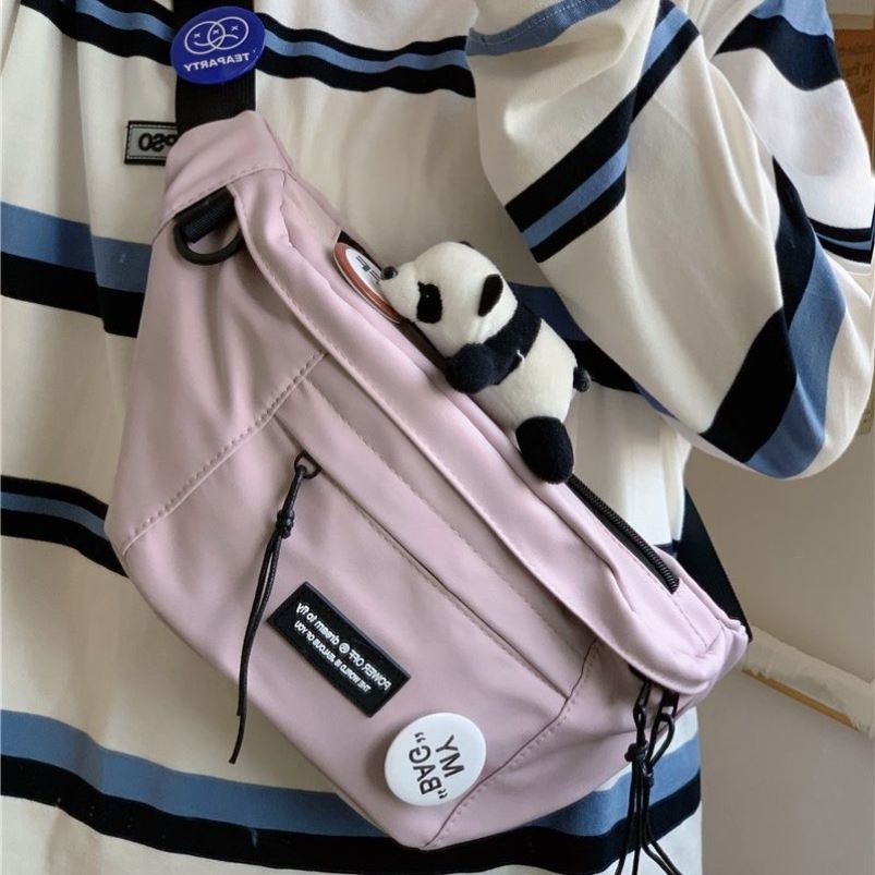 Q82-TURKISH WITH FOUR RANDOM BADGES AND BEARS